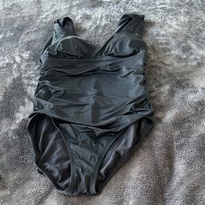 Time and Tru Classic Black One-Piece Swimsuit Women’s Size Medium(8-10) Beach